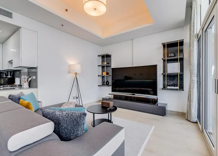 Luxury Azizi Mina Beachfront Apartments