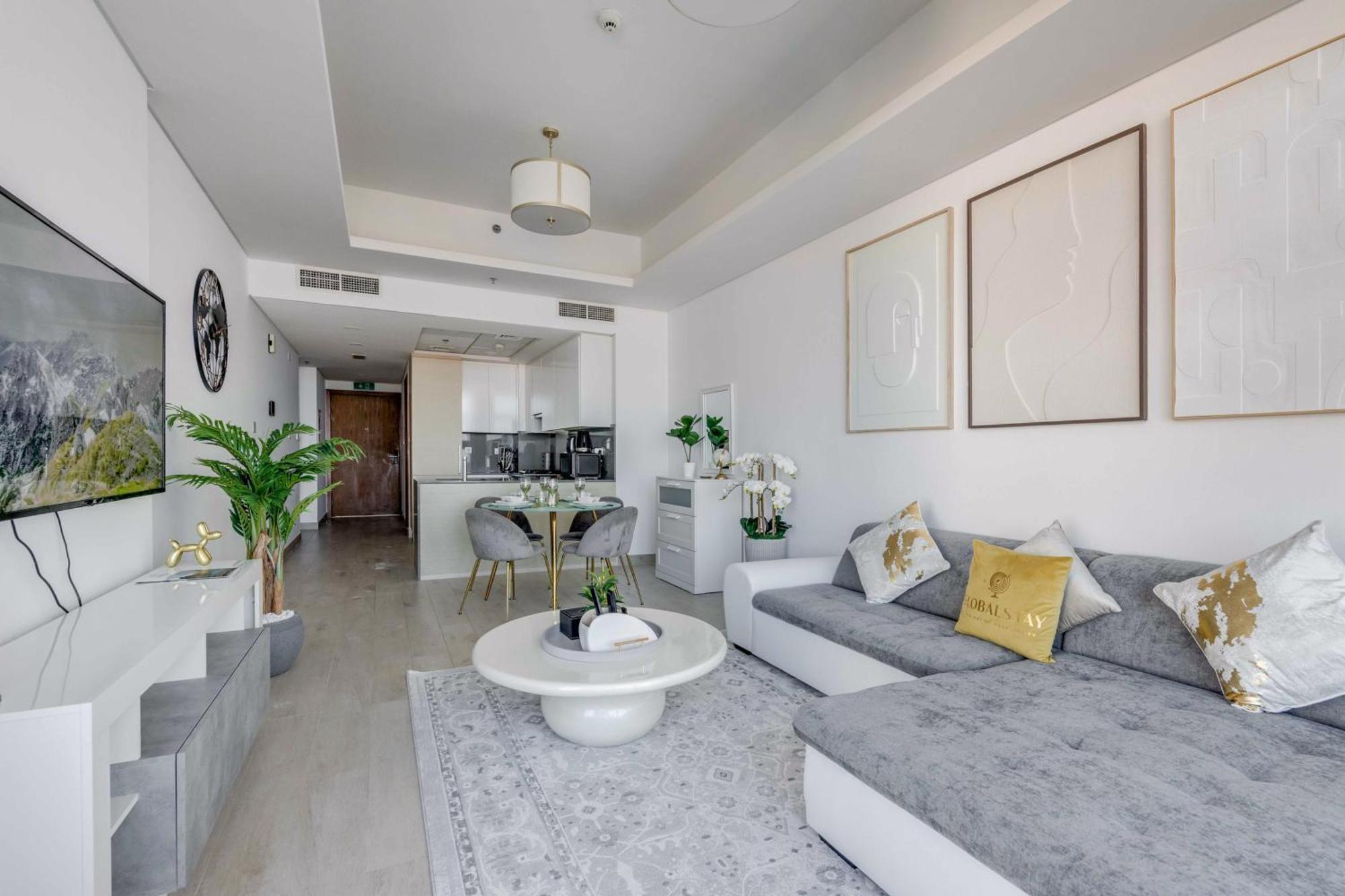 Luxury Azizi Mina Beachfront Appartamento