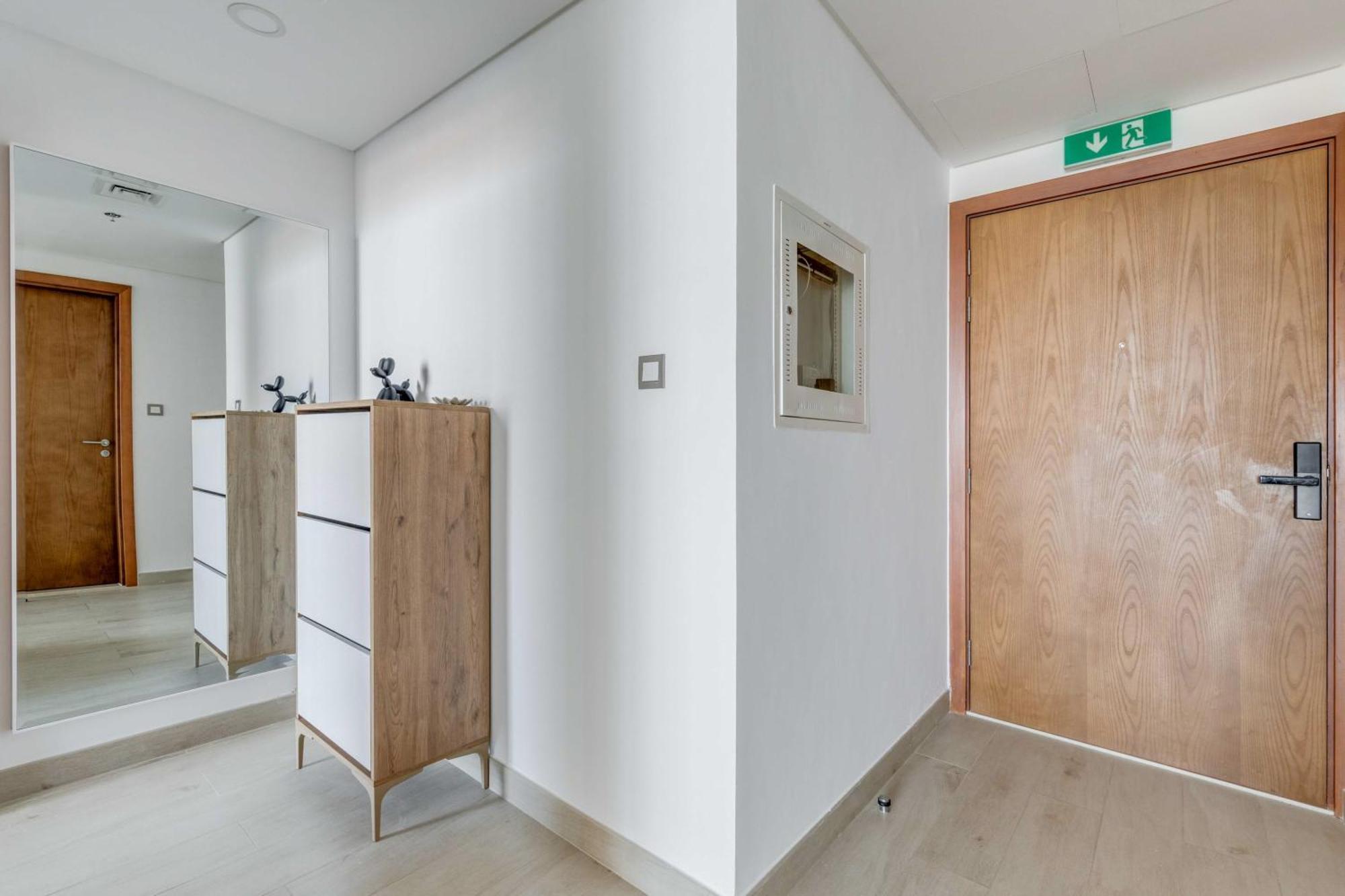 Appartamento Luxury Azizi Mina Beachfront *
