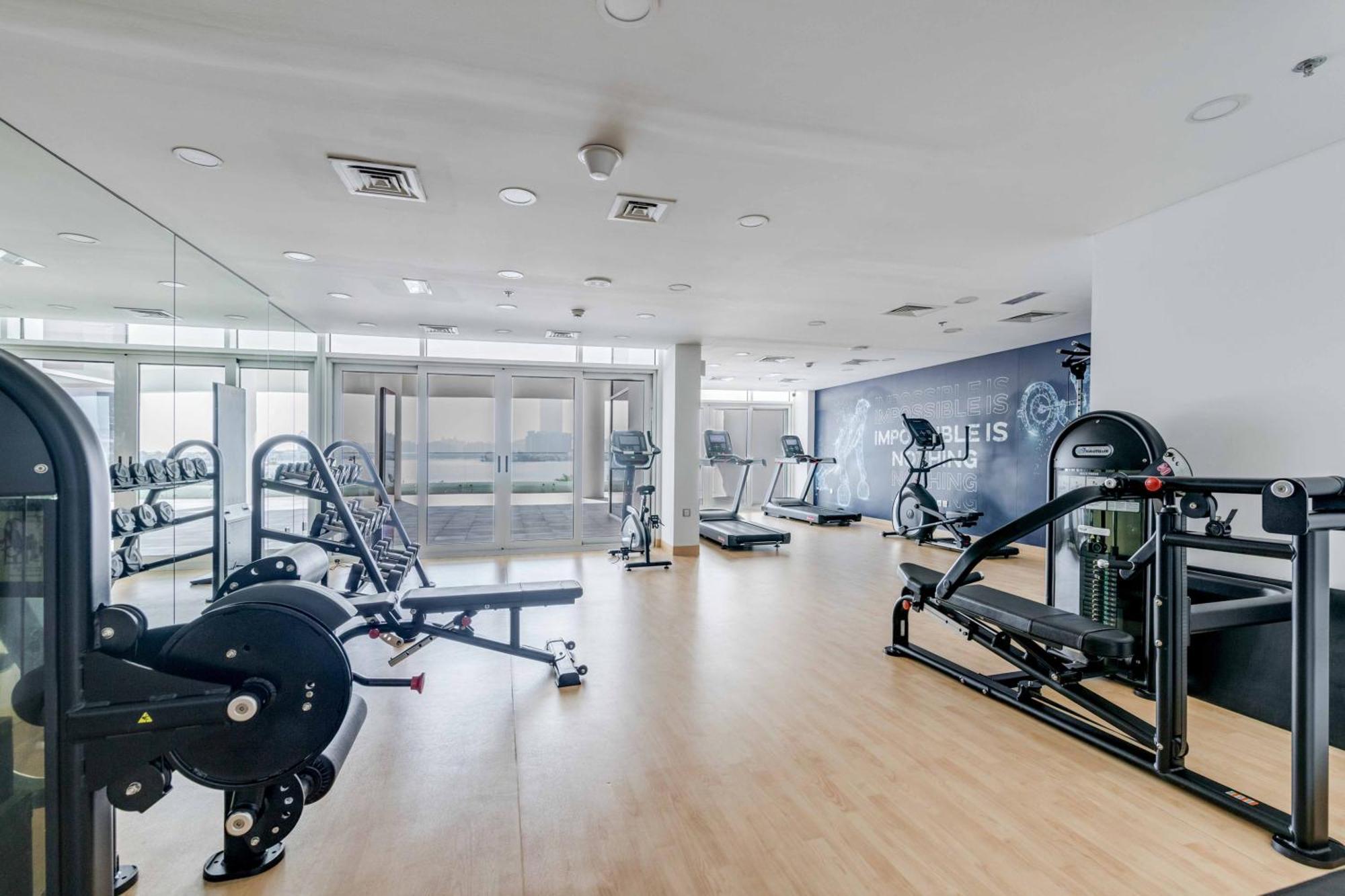 Luxury Azizi Mina Beachfront Appartamento Dubai