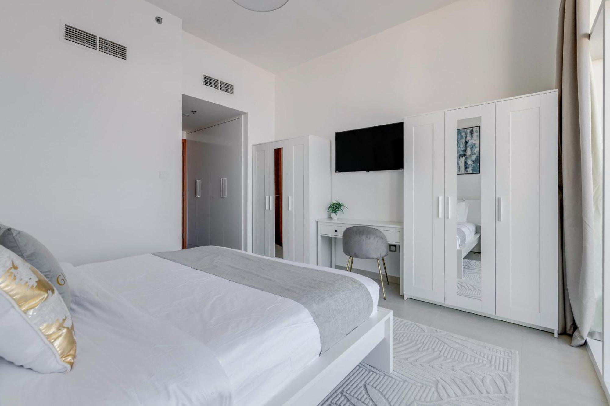 Appartamento Luxury Azizi Mina Beachfront Dubai