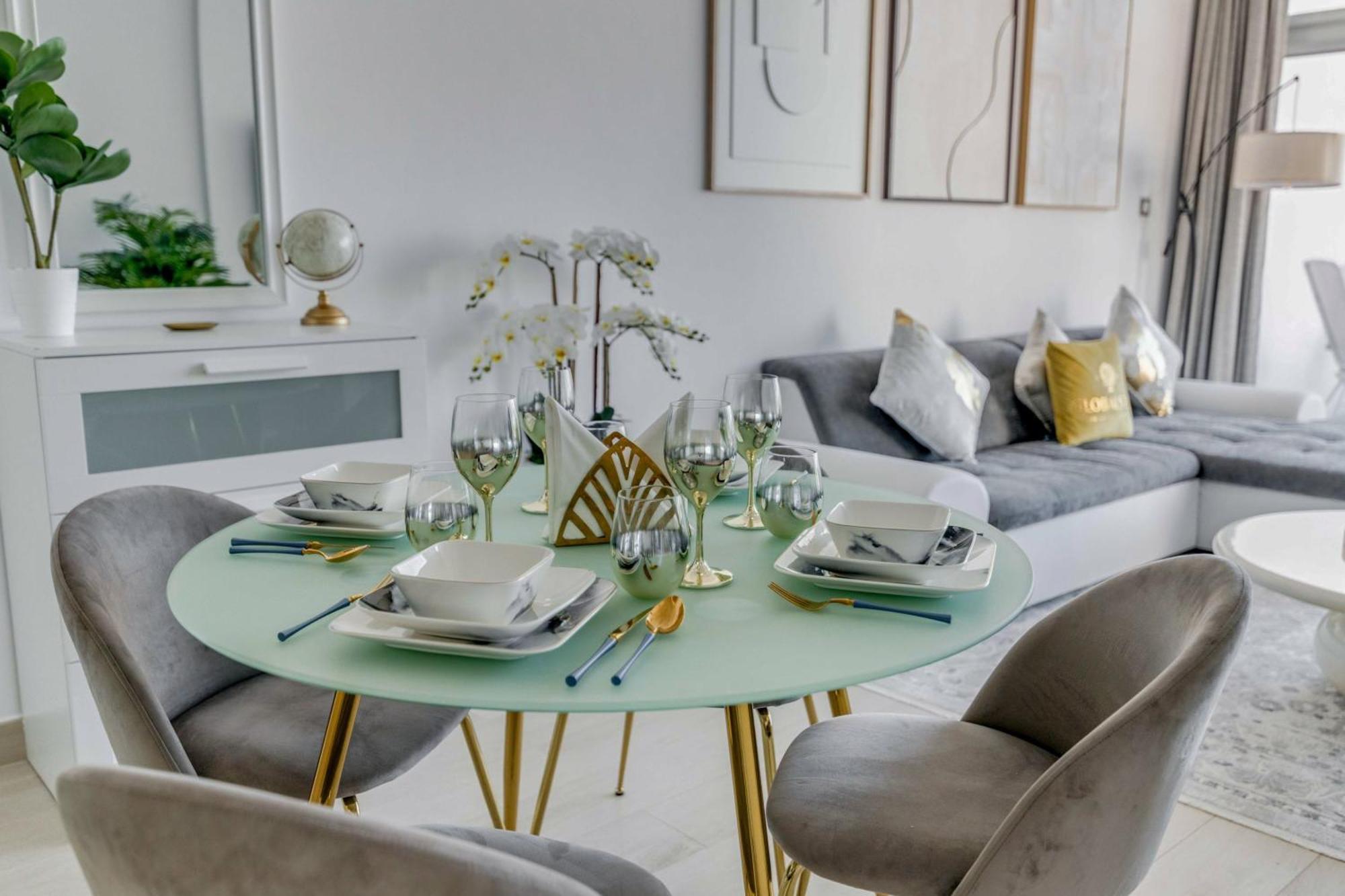 Luxury Azizi Mina Beachfront Appartamento Dubai