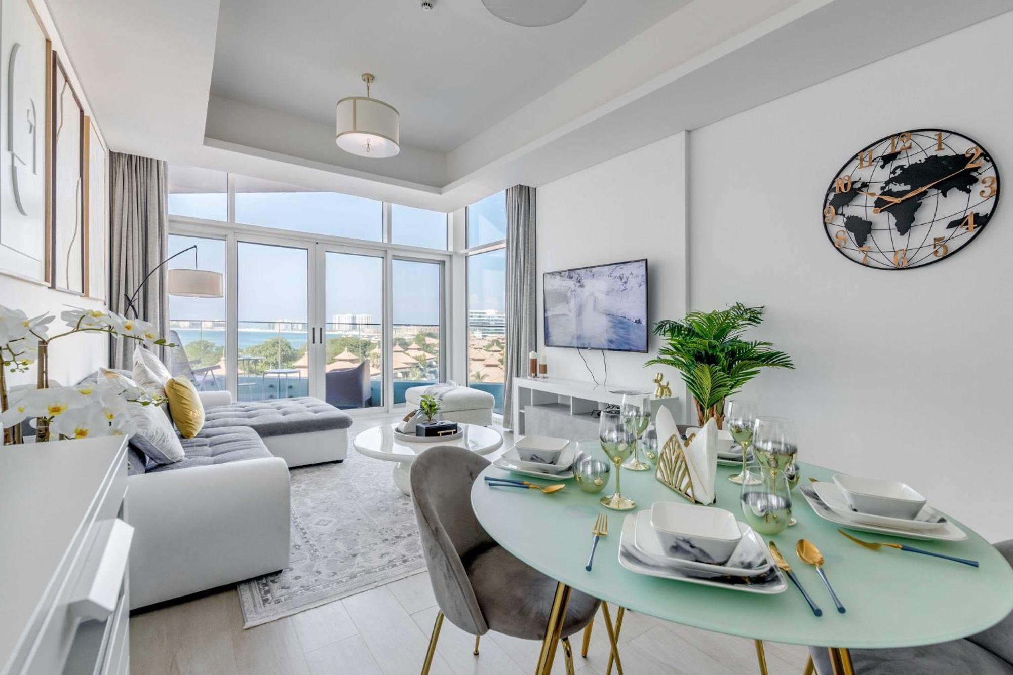 Appartamento Luxury Azizi Mina Beachfront Dubai