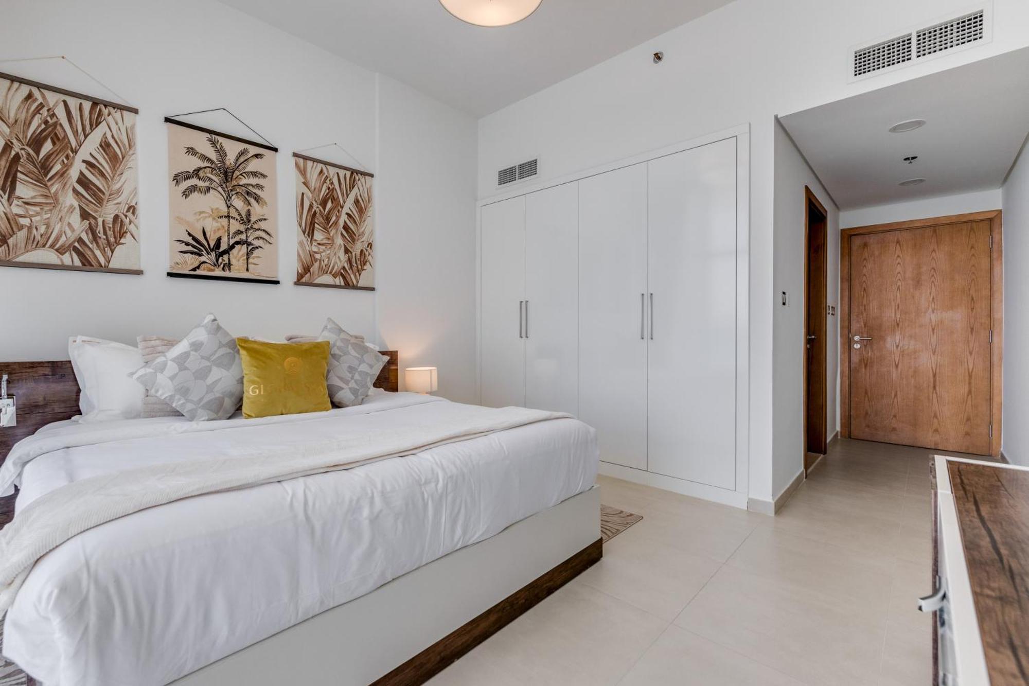 Luxury Azizi Mina Beachfront Dubaï