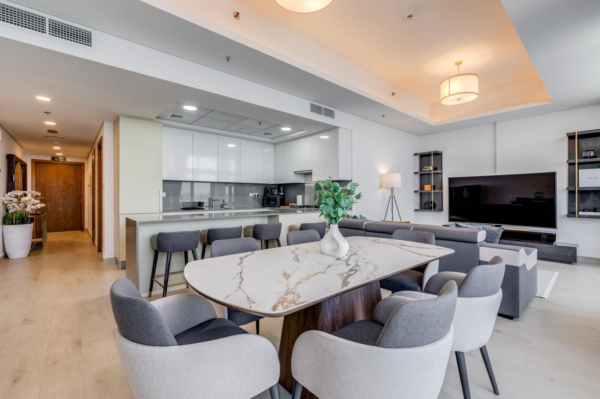 Appartement Luxury Azizi Mina Beachfront