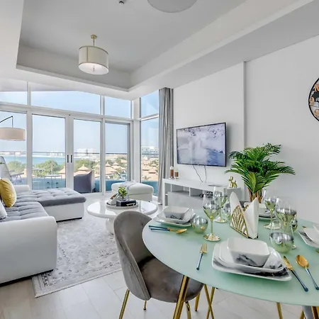 Luxury Azizi Mina Beachfront Apartments Dubai Exterior photo